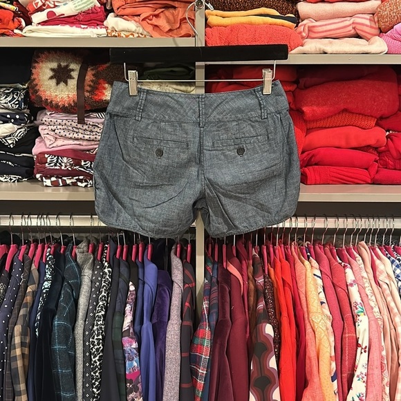 The Limited chambray shorts size 0 - Picture 3 of 3
